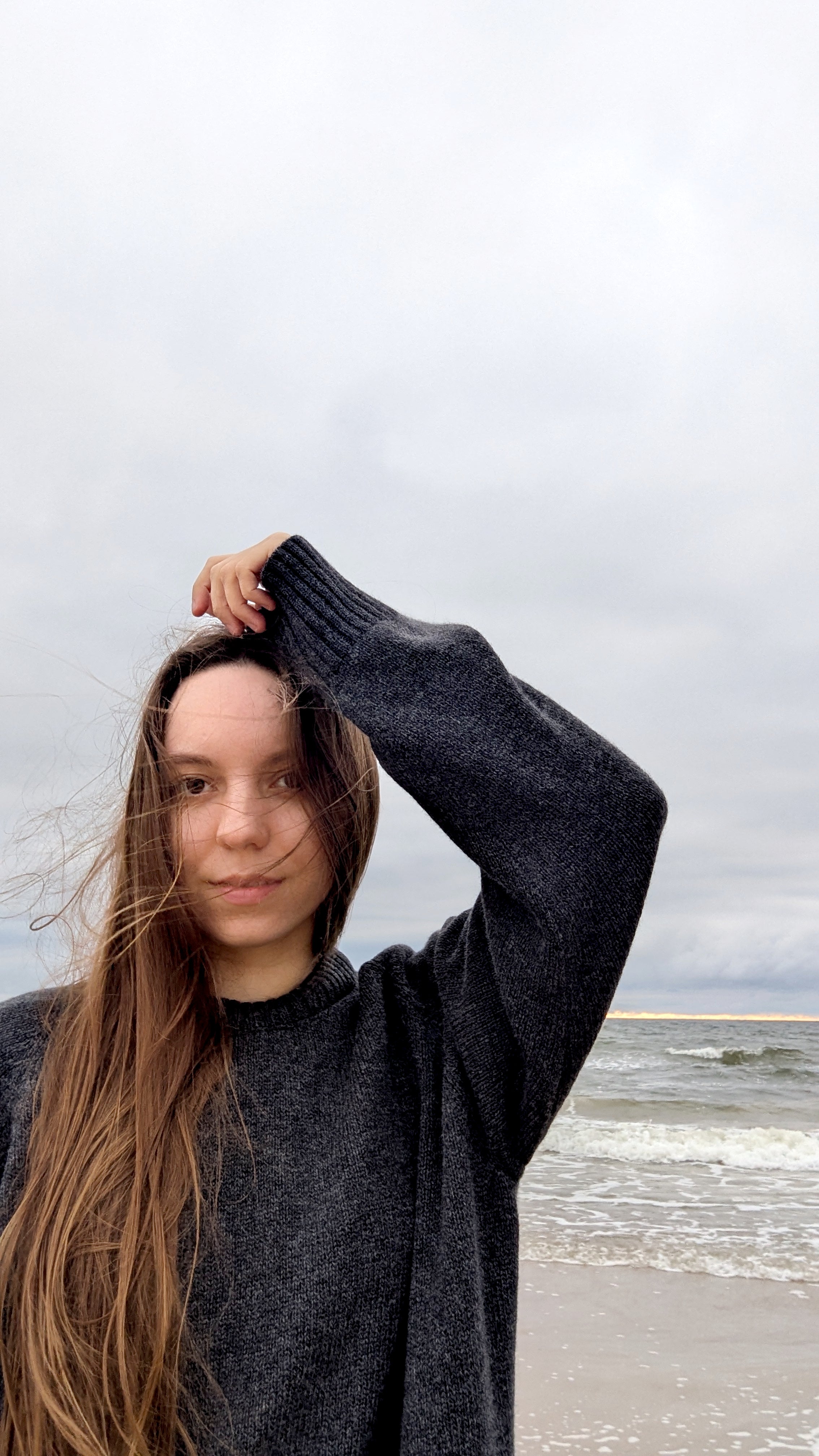 Anthracite sweaters and knits
