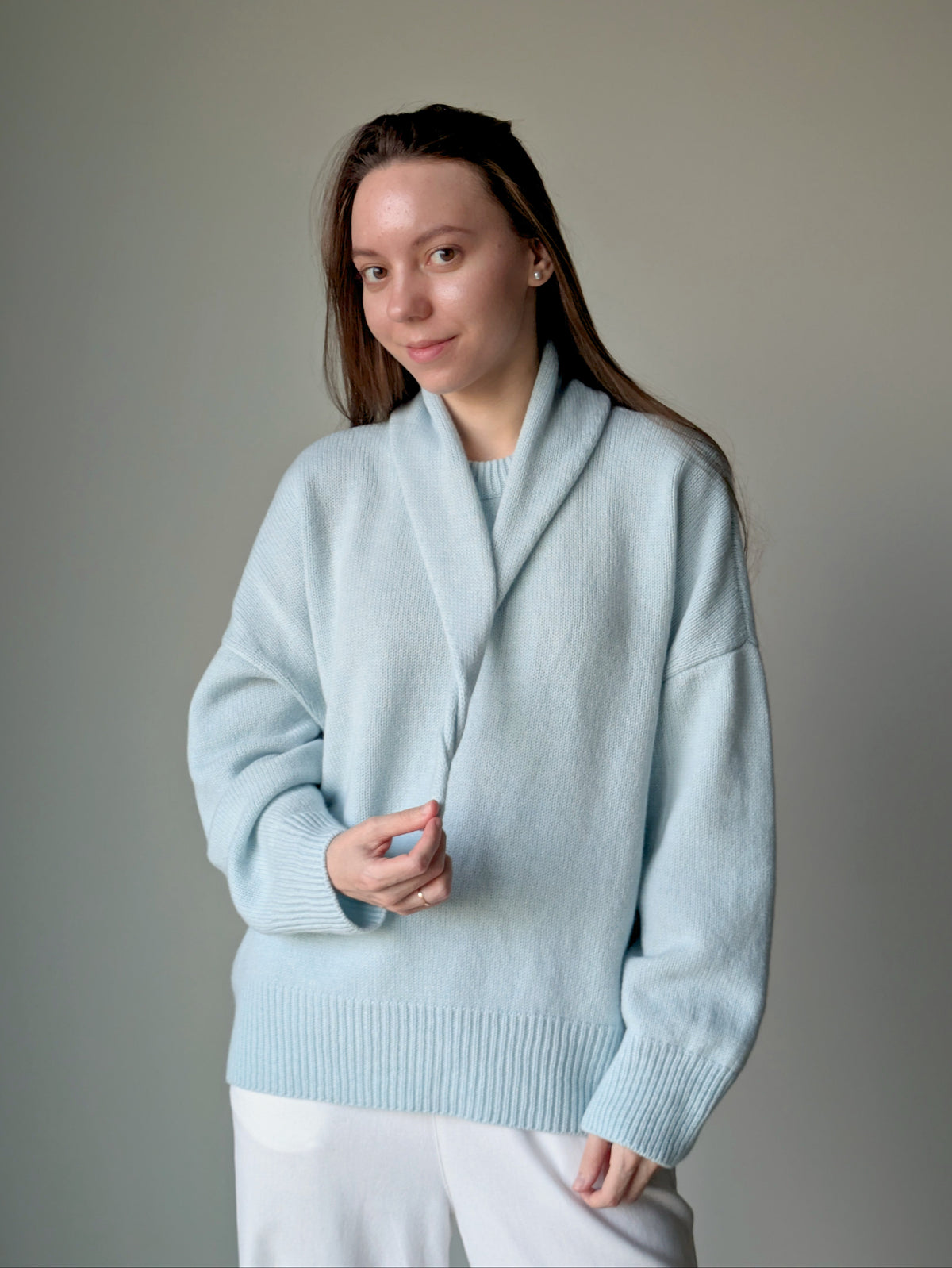 Light blue wool mini scarf