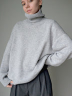 Pearl grey cashmere sweater women