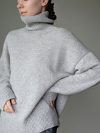 Pearl grey cashmere sweater women