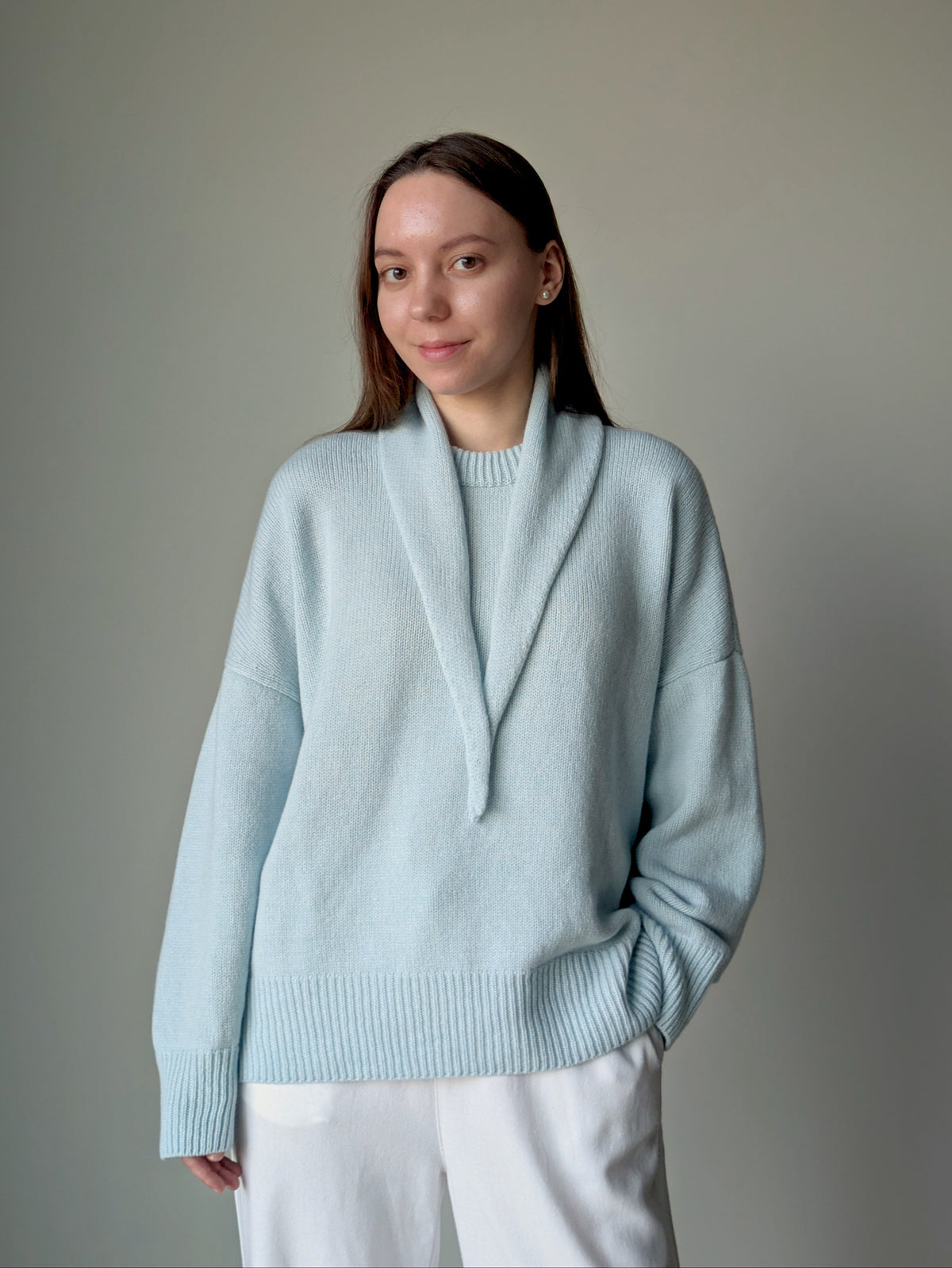 Light blue wool mini scarf