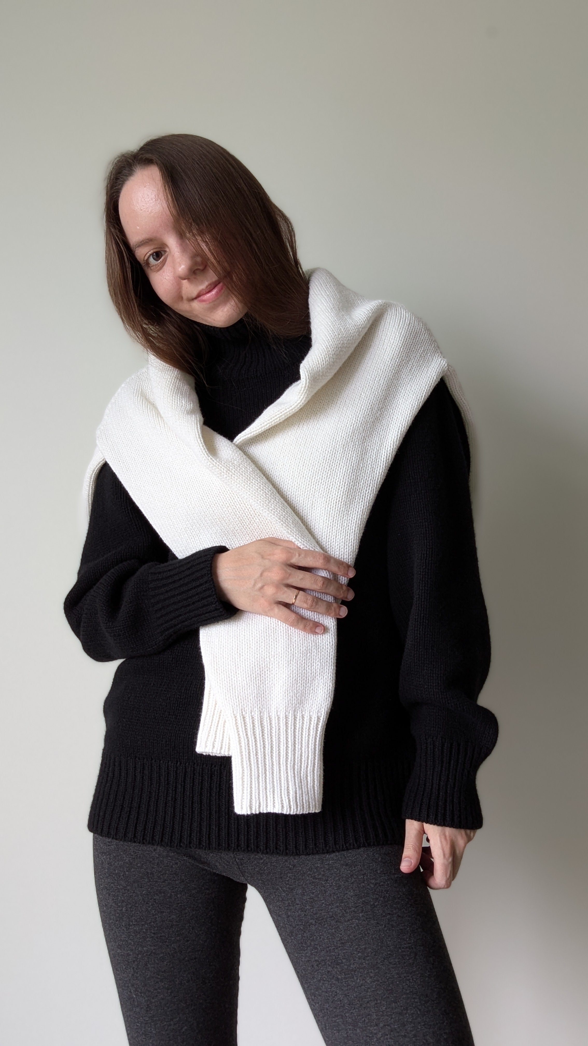 Merino & Cashmere High Neck Sweater – Chunky Turtleneck for Fall & Winter